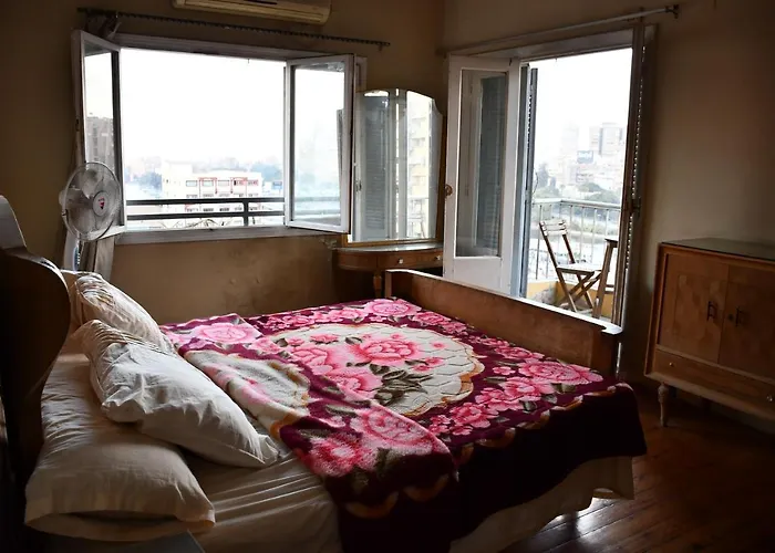 Agouza Nileview Apartment